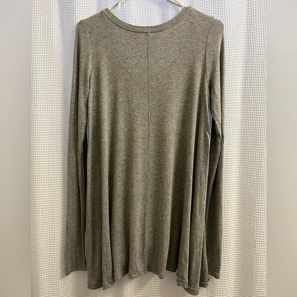 Free People Flowy January Top in Heather Gray Size M - Picture 6 of 9